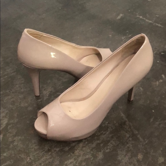 Nine West Shoes - Nine West nude pumps